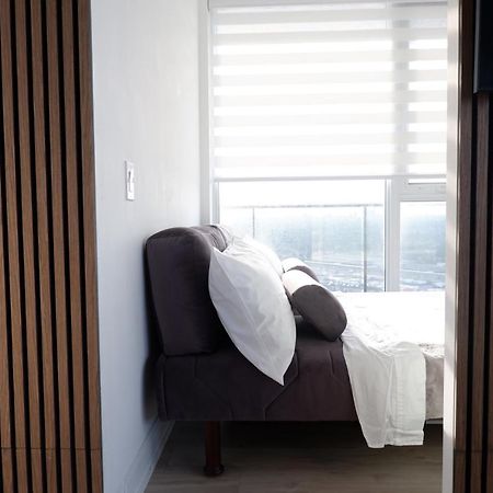 Modern Luxury Waterfront Condo Mississauga Zewnętrze zdjęcie